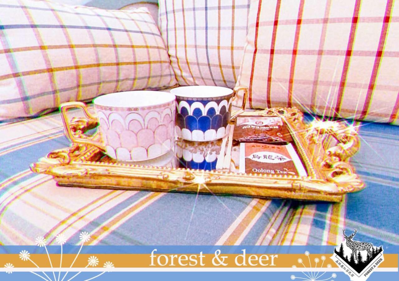 Forest Deer Black Tea Homestay Tainan Zewnętrze zdjęcie